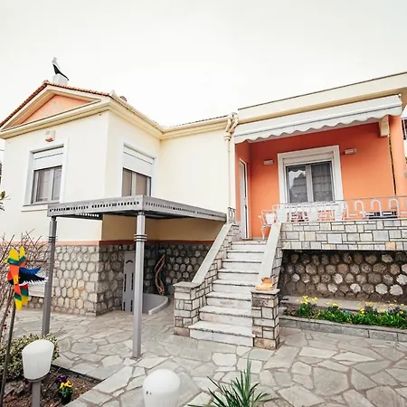 Dafni'S Home Volos Exterior photo